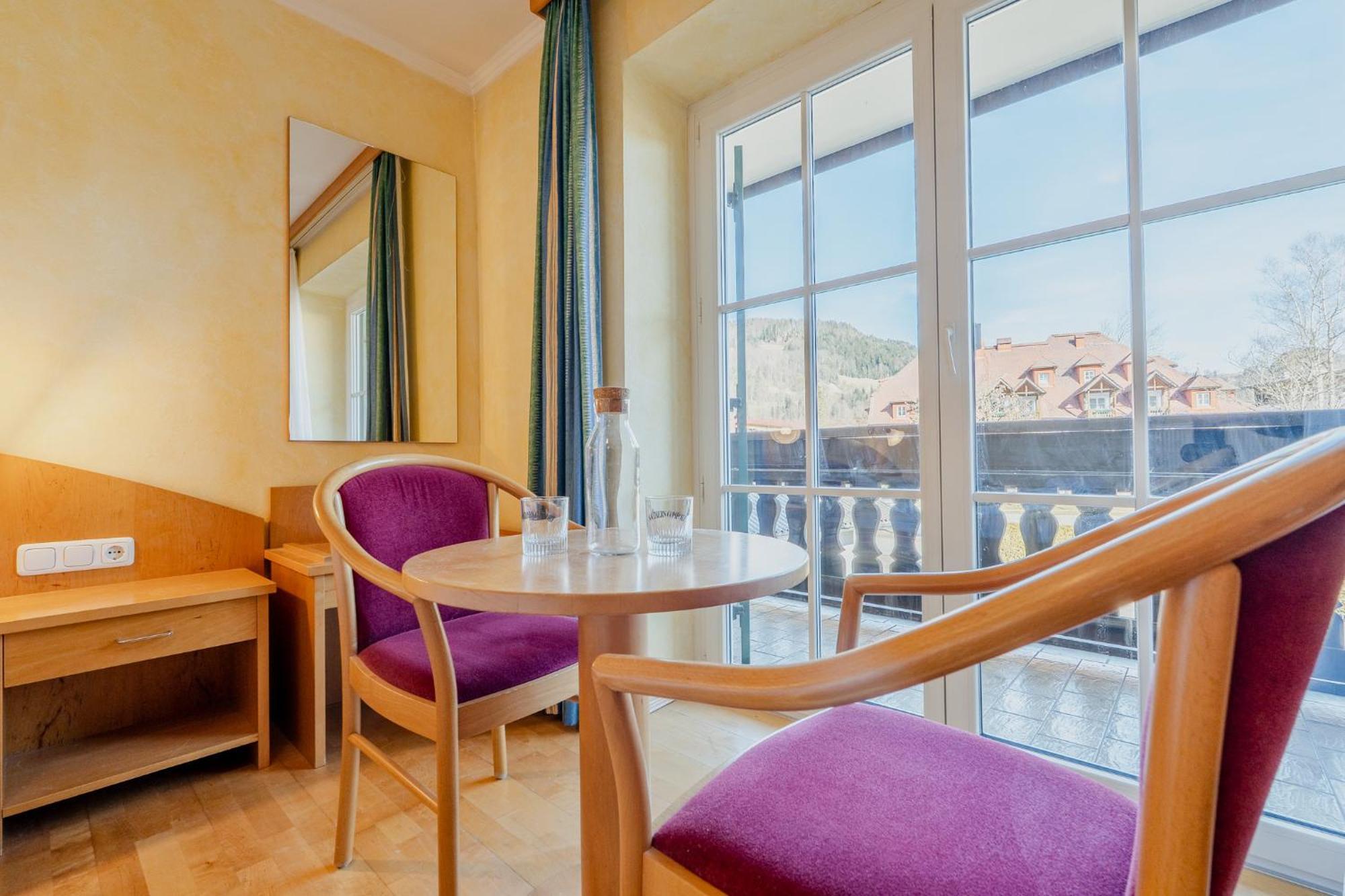 Whats-App Self-Check-In - Villa Maria Theresia Бад Гоисерн Номер фото